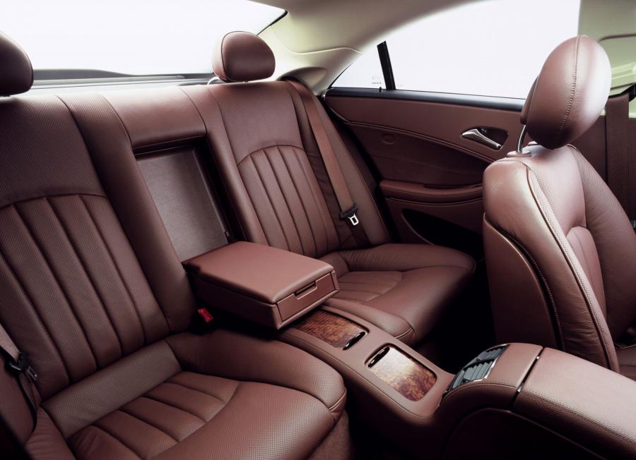  Mercedes-Benz CLS-Class 2005 года  (фото 138 из 343)